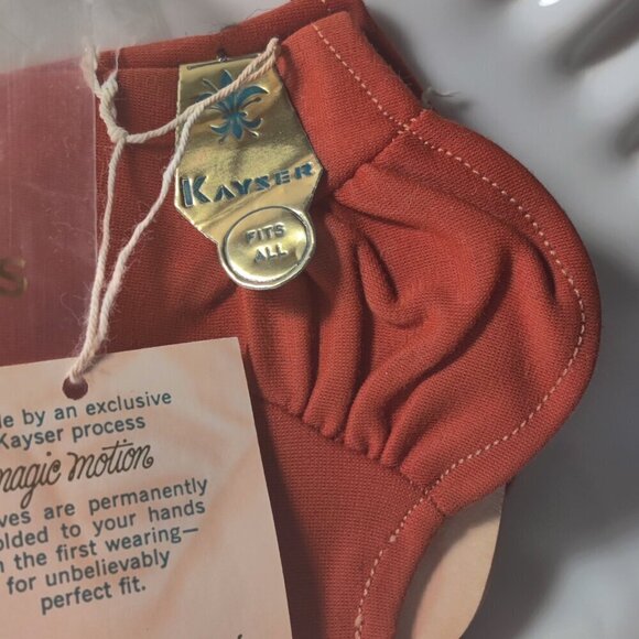 Stetson Gloves for Ladies, Pink or Sadle Tan. Over the wrist and hand stitched. - Picture 6 of 10